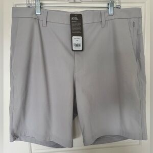 CRZ YOGA‎ Men’s All Day Comfy Golf Shorts Size 38 NWT Flat Front Gray